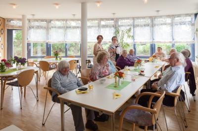 Senioren im Seniorenhaus Senioren im Seniorenhaus